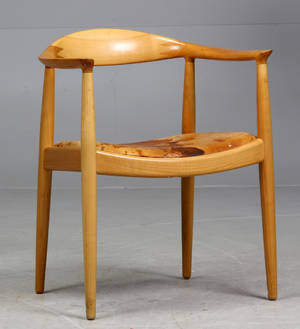 Hans J. Wegner. Armstol The chairDen runde stol, model 503