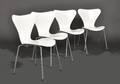 Arne Jacobsen. Sæt på fire stole model 3107 4