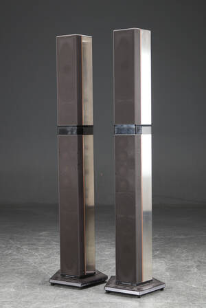 Bang  Olufsen. Par højtalere, type 6611 2