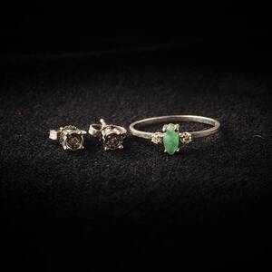 Ring,  1 par örhängen