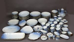 Bing  Grøndahl. Mågestel med guldkant 138