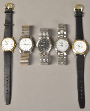 Citizen - quartz armbåndsure. 5