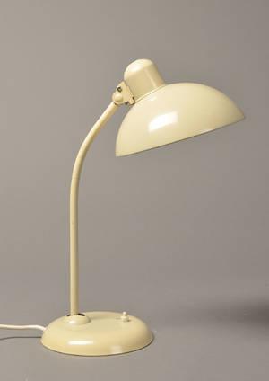 Christian Dell 1893-1974. Kaiser bordlampe, model 6556
