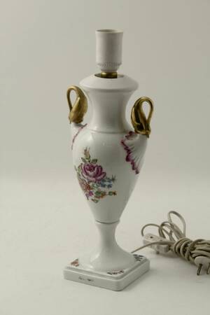 Bordslampfot, Porslin