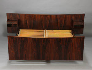 Dansk møbelproducent. Dobbeltseng