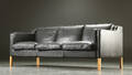 Stouby. Tre-pers. sofa, sort læder, model Eva