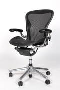 Donald Chadwick  William Stump. Multijusterbar kontorstol, model Aeron Executive B 