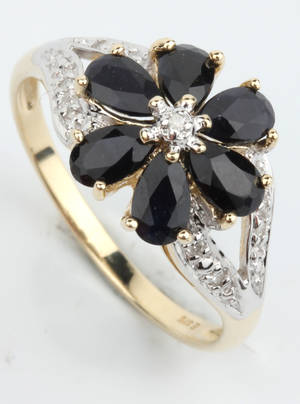 Blomsterring med safirer og diamanter