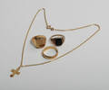 Samling vintagesmykker af 8 og 14 kt. guld Denne vare er sat til omsalg under nyt varenummer 4493010