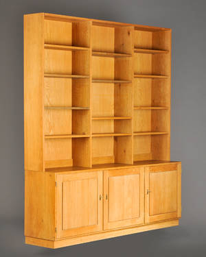 Dansk møbelsnedker. Reol af egetræ