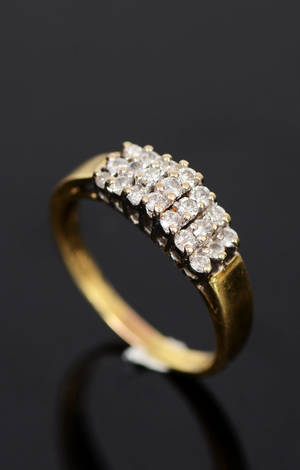 Briljantring i guld 18kt.