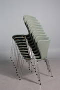 Arne Jacobsen. Sæt på ti stole, model 3107, Syveren. 10