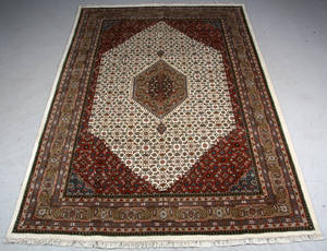 Kashmir Bidjar 248 x 360 cm.