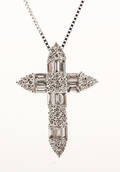 Brillant- og diamantkors af 18 kt. hvidguld, i alt ca. 0.42 ct