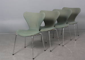 Arne Jacobsen 1901-1971. Sæt på fire stole, model 3107, Syveren. 4