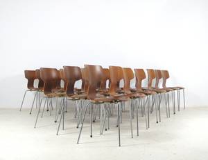 Arne Jacobsen, Stühle Modell 3103 von Fritz Hansen 24