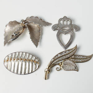 BROSCHER, 4st, silver