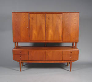 Dansk møbelproducent. Skænk