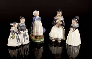 Royal Copenhagen. Samling figurer i form af piger 4