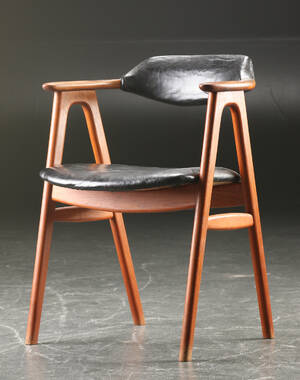 Erik Kirkegaard. Armstol af teak