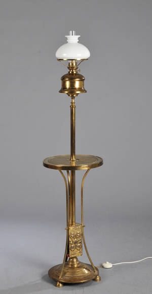 Petroleums standerlampe af messing