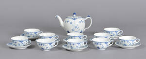 Royal Copenhagen  Kgl. P. Musselmalet Halvblonde. Div testel 19 Denne vare er sat til omsalg under nyt varenummer 4107900