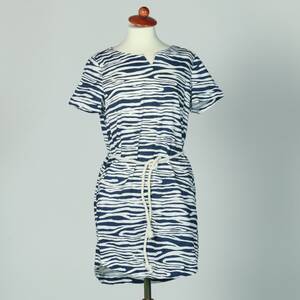 KLÄNNING GANT strl 38