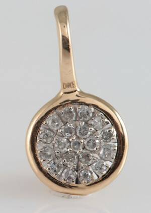 Pendant in 9k with diamonds 0.09ct