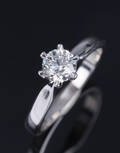 Brillant-solitairering på ca. 0.70 ct. af 18 kt. hvidguld RiverSI2. GIA certifikat
