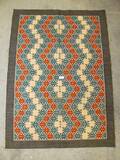 ALLMOGEDUK 131 X 184 CM, OVANLIG