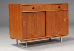 Dansk møbelproducent. Lav skænk