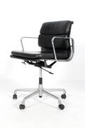 Charles Eames. Soft Pad kontorstol, Model EA-217