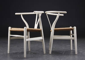 Hans J. Wegner 1914 - 2007. Par stole, model CH-24. 2