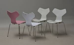 Arne Jacobsen. Sæt på fire Grand Prix stole, model 3130 4  