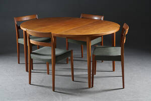 Nils Jonsson, Troeds. Matbord med fyra stolar i teak. 5