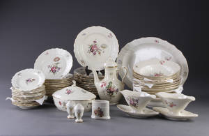 Frijsenborg service, porcelæn. Kgl.P. 56