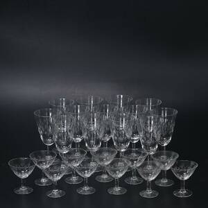 GLAS. Slipad dekor, 24st