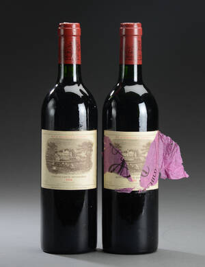 2 fl. Château Lafite Rothschild Pauillac 1. Grand Cru Classé 1984. 