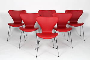 Arne Jacobsen. Sæt på seks stole model 3107 6