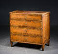 Sydtysk kommode af elmetræ, 1780-1800