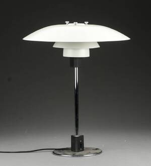 M30319 - Poul Henningsen. PH 43 bordlampe.
