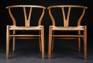 Hans J. Wegner. Par Y- stole, egetræ 2 