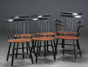 Farstrup møbler. Seks stole, teak og sort bemaling 6