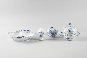 Royal Copenhagen Musselmalet 4 delar 4