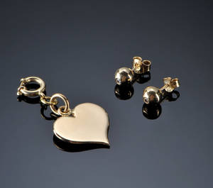 Guldvedhæng og ørestikker 3