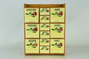 SPECERIHYLLA, lådor i porslin