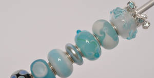 20 charlotte Borgen beadscharms - turkis 20