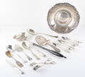 Samling silver. Totalvikt ca 800 gram 17