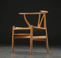 Hans J. Wegner. Y-stolen af eg, model CH-24 