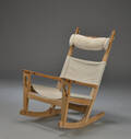 H. J. Wegner. Gyngestol, Nøglehullet, egetræ, model GE-673  